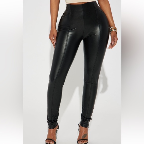 All eyes on you faux leather leggings - Picture 2 of 3